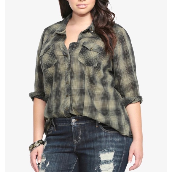 torrid Tops - 🔥PRICE DROP🔥 TORRID Studded Plaid Shirt Size 1X